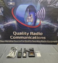 Load image into Gallery viewer, MOTOTRBO XPR3500e 403-512MHz UHF Two Way Radio AAH02RDH9VA1AN w Charger & Mic