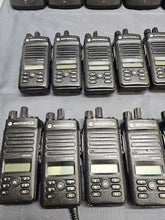 Load image into Gallery viewer, 25 Motorola MOTOTRBO XPR3500e 403-512 MHz UHF Two Way Radio AAH02RDH9VA7AN AMA