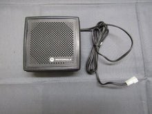 Load image into Gallery viewer, Motorola XTL2500 110 Watt 136-174 VHF MHz Remote Head Two Way Radio M21KTM9PW1AN