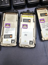 Load image into Gallery viewer, 25 Motorola MOTOTRBO XPR3500e 403-512 MHz UHF Two Way Radio AAH02RDH9VA7AN AMA