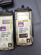 Load image into Gallery viewer, 49 Motorola MOTOTRBO XPR3500e 403-512 MHz UHF Two Way Radio AAH02RDH9VA7AN AMA