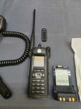 Load image into Gallery viewer, Motorola APX6000 700/800 MHz Model 3.5 P25 Two Way Radio H98UCH9PW7AN