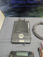 Load image into Gallery viewer, Motorola XTL2500 110 Watt 136-174 VHF MHz Remote Head Two Way Radio M21KTM9PW1AN