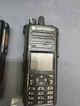 Load image into Gallery viewer, Lot of 6 Motorola MotoTRBO XPR7550 UHF 403-512 MHz Two Way Radio AAH56RDN9KA1AN
