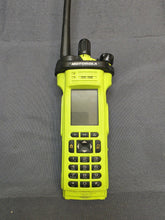 Load image into Gallery viewer, MOTOROLA APX 7000 XE VHF 7-800 P25 TDMA Two Way Radio H49TGD9PW1AN LOADED