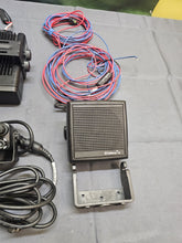 Load image into Gallery viewer, EF Johnson 242-5M70 Viking VM600 800 MHz P25 PHASE II Two Way Lightning Radio