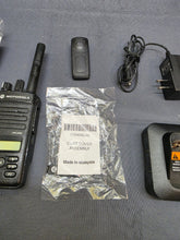 Load image into Gallery viewer, MOTOTRBO XPR3500e 403-512MHz UHF Two Way Radio AAH02RDH9VA1AN w Charger & Mic