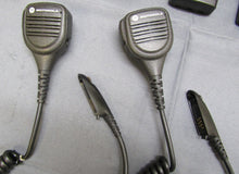 Load image into Gallery viewer, Lot of FIVE Motorola HT1250 403-470 MHz UHF Two Way Radios AAH25RDF9AA5AN w Mic