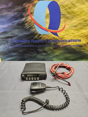 Motorola CDM1550 LS+ 136-174 MHz 45 Watt VHF Two Way Radio AAM25KKF9DP6AN w Mic