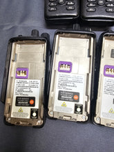 Load image into Gallery viewer, 25 Motorola MOTOTRBO XPR3500e 403-512 MHz UHF Two Way Radio AAH02RDH9VA7AN AMA
