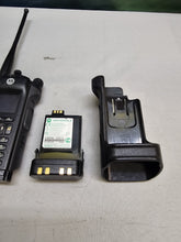 Load image into Gallery viewer, Motorola APX6000 P25 800 MHz Two Way Radio H98UCH9PW7AN
