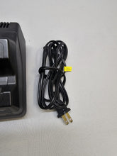 Load image into Gallery viewer, Harris XG-25 DPXG-PF78B 764-870 MHz P25 Trunking Two Way Radio w Charger

