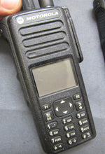 Load image into Gallery viewer, FOUR Motorola MotoTRBO XPR7550 UHF 403-512 MHz Two Way Radio AAH56RDN9KA1AN
