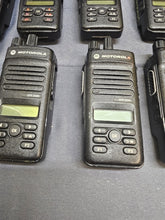 Load image into Gallery viewer, 10 Motorola MOTOTRBO XPR3500e 403-512 MHz UHF Two Way Radio AAH02RDH9VA7AN AMA
