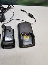 Load image into Gallery viewer, Motorola APX6000 P25 800 MHz Two Way Radio with Charger H98UCH9PW7AN

