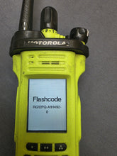 Load image into Gallery viewer, MOTOROLA APX 7000 XE VHF 7-800 P25 TDMA Two Way Radio H49TGD9PW1AN LOADED
