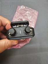Load image into Gallery viewer, DEMO MOTOROLA MINITOR VI (6) PAGER UHF 450-486 MHz 5 CH  A04RAC9JA2AN w CHARGER
