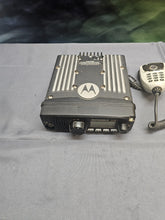 Load image into Gallery viewer, Motorola XTL1500 136-174 MHz VHF P25 Two Way Radio w DTMF Mic M28KSS9PW1AN
