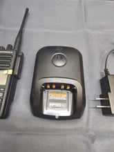 Load image into Gallery viewer, Motorola MotoTRBO XPR7550e UHF 403-512MHz Two Way Radio AAH56RDN9RA1AN w Charger
