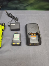 Load image into Gallery viewer, MOTOROLA APX7000 XE VHF 7-800 P25 TDMA Two Way Radio H49TGD9PW1AN LOADED
