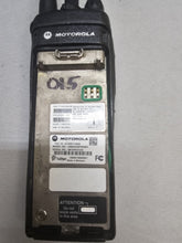Load image into Gallery viewer, Motorola XTS1500 450-512 MHz UHF Two Way Radio H66SDD9PW5BN
