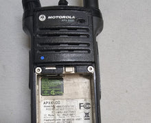 Load image into Gallery viewer, Motorola APX6000 P25 800 MHz Two Way Radio with Charger H98UCH9PW7AN
