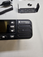 Load image into Gallery viewer, Motorola MOTOTRBO XPR5550 450-512 MHz UHF Two Way Radio AAM28TRN9KA1AN w Mic
