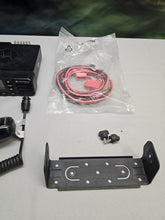 Load image into Gallery viewer, Motorola MOTOTRBO XPR5550 450-512 MHz UHF Two Way Radio AAM28TRN9KA1AN w Mic
