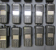 Load image into Gallery viewer, Lot of 50 Motorola MotoTRBO XPR7550 UHF 403-512 MHz Two Way Radio AAH56RDN9KA1AN
