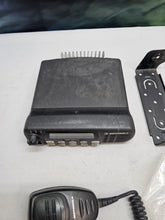 Load image into Gallery viewer, Motorola CDM1550 LS+ 403-470 MHz UHF Two Way Radio w Mic AAM25RKF9DP6AN
