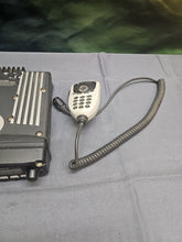 Load image into Gallery viewer, Motorola XTL1500 136-174 MHz VHF P25 Two Way Radio w DTMF Mic M28KSS9PW1AN
