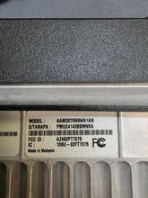 Load image into Gallery viewer, Motorola MOTOTRBO XPR5550e 450-512 MHz UHF Two Way Radio w Mic AAM28TRN9WA1AN
