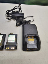 Load image into Gallery viewer, Motorola APX6000 P25 800 MHz Two Way Radio with Charger H98UCH9PW7AN
