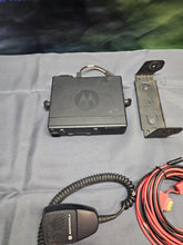 Load image into Gallery viewer, Motorola CM200d 403-470 MHz UHF Analog Two Way Radio AAM01QPC9JC1AN w Mic More
