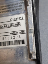 Load image into Gallery viewer, SIX Icom IC-F3161S 136-174 MHz VHF Two Way Radios with Six Bank Charger IC-F3161
