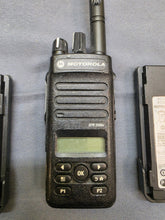 Load image into Gallery viewer, Lot of 10 Motorola MOTOTRBO XPR3500e 403-512MHz UHF Two Way Radio AAH02RDH9VA1AN
