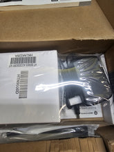 Load image into Gallery viewer, NEW Motorola HT1250 136-174 MHz VHF Two Way Radio with Charger AAH25KDF9AA5AN
