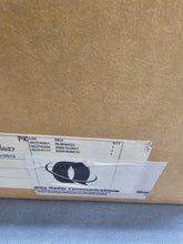 Load image into Gallery viewer, NEW in Box Motorola RLN5869C Minitor V  UHF Pager Amplified Charger Kit RLN5706A
