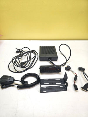 EF Johnson 5300 ES Remote Lightning P25 800 MHz Two Way Radio 242-557A-30AAAAB6