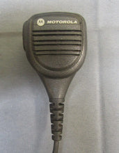 Load image into Gallery viewer, Motorola CP200d 403-470 MHz UHF Two Way Radio AAH01QDC9JC2AN w Charger
