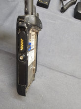 Load image into Gallery viewer, Motorola MOTOTRBO R7 403-512 MHz UHF Two Way Radio w Charger AAH06RDN9WA1AN
