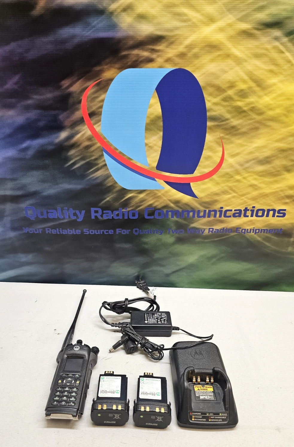 Motorola APX6000 P25 800 MHz Two Way Radio with Charger H98UCH9PW7AN