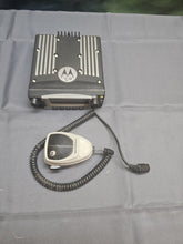 Load image into Gallery viewer, Motorola XTL5000 Silver XTL Head 800 MHz P25 9600 kb Two Way Radio M20URS9PW1AN
