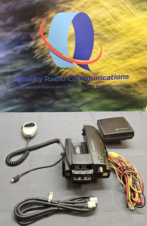 MOTOROLA CONVERTACOM XTS/MTP VEHICULAR ADAPTER NTN8560 N2001A W MIC SPEAKER