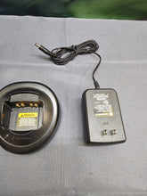 Load image into Gallery viewer, Motorola HT1250 403-470 MHz UHF Two Way Radio w Charger AAH25RDF9AA5AN
