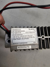 Load image into Gallery viewer, Kenwood TK-863G-1 TK-863G UHF 450-490 MHz 600 Channel 25 Watt Two Way Radio
