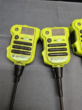 Load image into Gallery viewer, SEVEN Motorola NNTN8203A XE RSM Remote Speaker Mic for APX6000 APX7000 Radios

