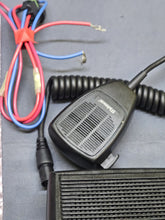 Load image into Gallery viewer, EF Johnson 242-5M70 Viking VM600 800 MHz P25 PHASE II Two Way Lightning Radio
