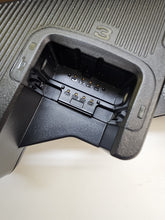 Load image into Gallery viewer, NEW Harris Momentum HD-CH4P Six Bank Charger for HDP250 HPD-250 Two Way Radios
