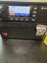 Load image into Gallery viewer, Motorola MOTOTRBO XPR5550 403-470 MHz UHF Base Station Radio w Astron Power
